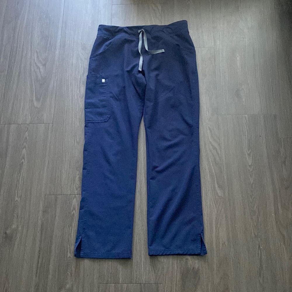 Figs Kade Cargo Scrub Pants | Medium